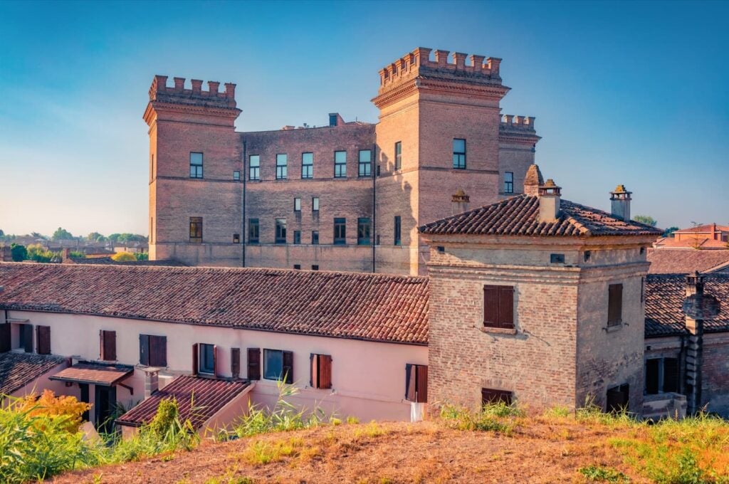 Mesola (FE), Castello della Mesola Ph. Andrew Mayovskyy via shutterstock